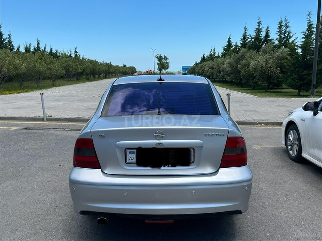 Opel Vectra-2