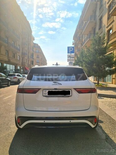Jaguar F-Pace-2