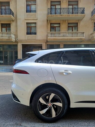 Jaguar F-Pace-7