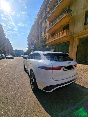 Jaguar F-Pace-4
