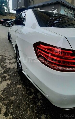 Mercedes E 220-8