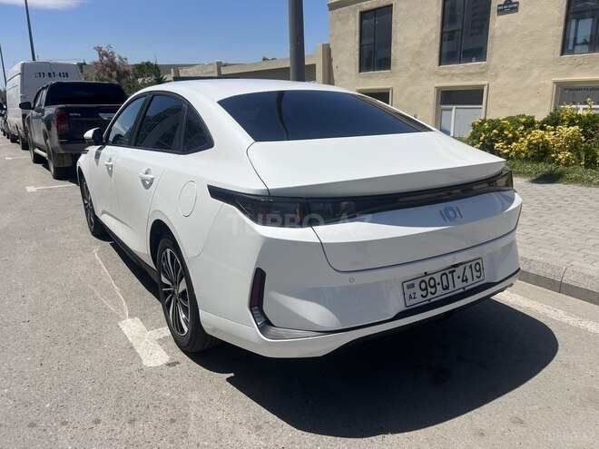 Changan Qiyuan A05-3