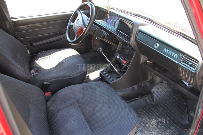 LADA (VAZ) 2107 2005, 185,000 km - 1.6 л - Bakı