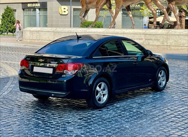 Chevrolet Cruze-5