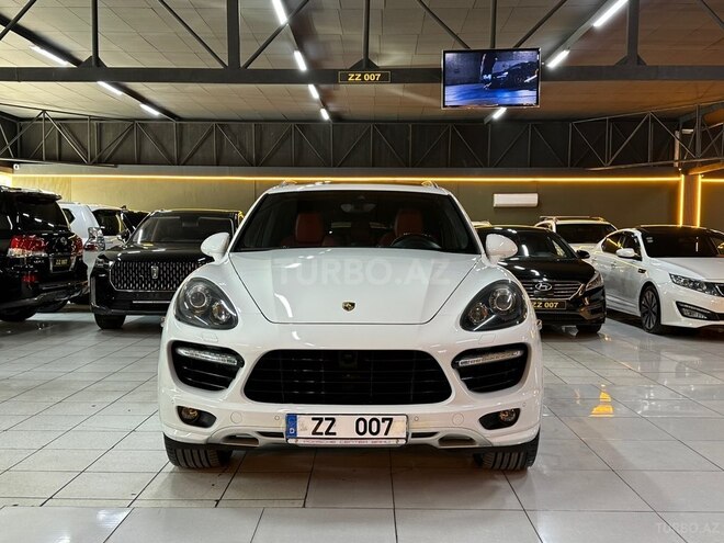 Porsche Cayenne Turbo S 2013, 80,500 km - 4.8 l - Bakı