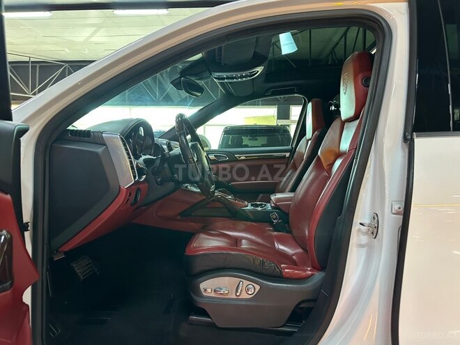 Porsche Cayenne Turbo S 2013, 80,500 km - 4.8 l - Bakı