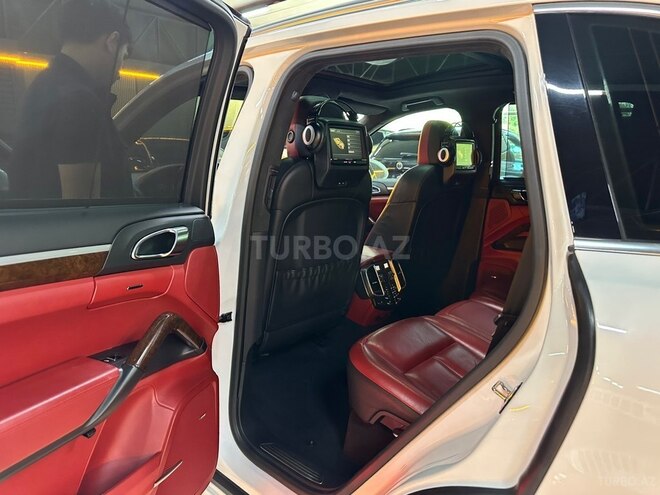 Porsche Cayenne Turbo S 2013, 80,500 km - 4.8 l - Bakı