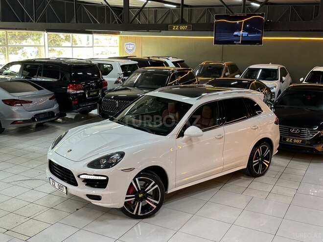 Porsche Cayenne Turbo S 2013, 80,500 km - 4.8 l - Bakı