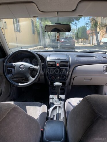 Nissan Sunny-8