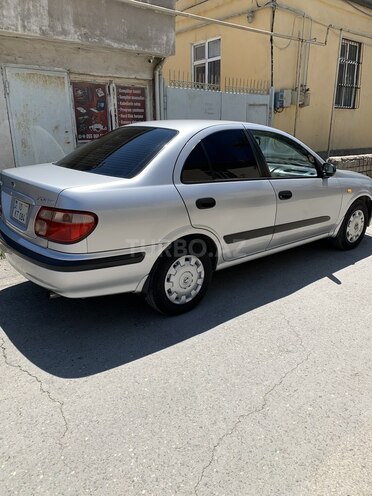 Nissan Sunny-3