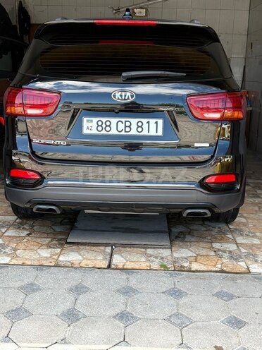 Kia Sorento-4