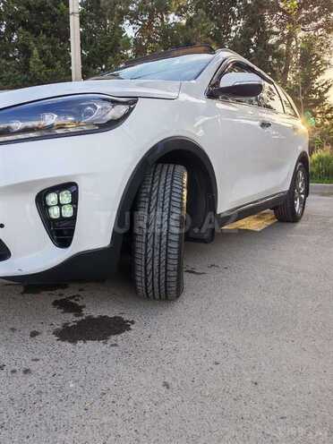 Kia Sorento-4