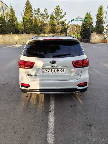 Kia Sorento-11