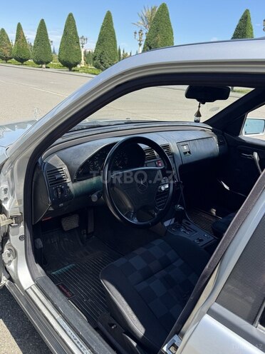 Mercedes C 200-3