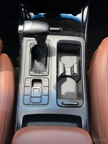 Kia Sorento-16