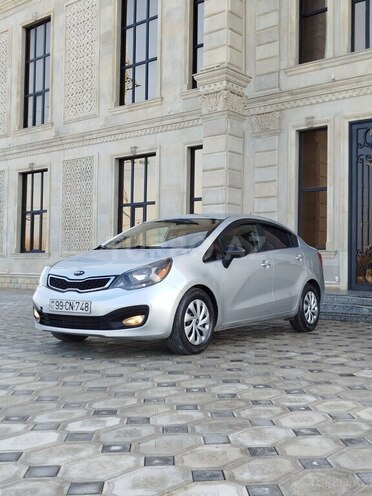 Kia Rio-1