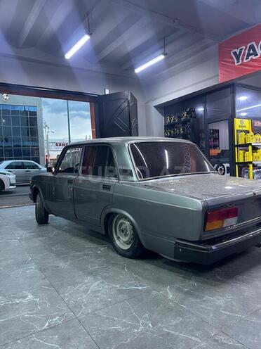 LADA (VAZ) 2107-2