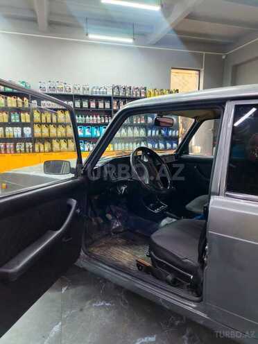 LADA (VAZ) 2107-4