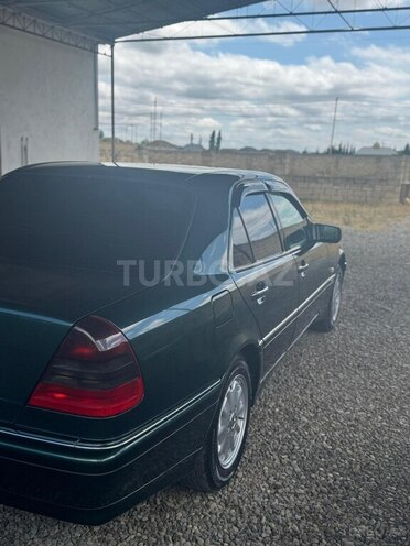 Mercedes C 200-3