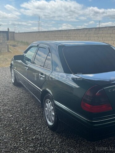 Mercedes C 200-4