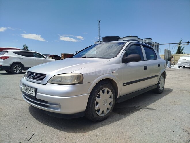 Opel Astra-11