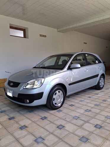 Kia Rio-2