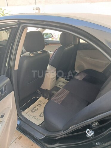 Hyundai Sonata-9