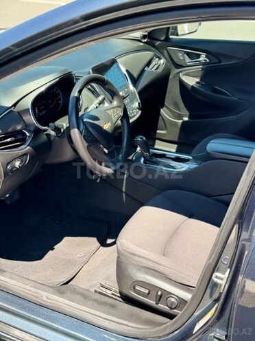Chevrolet Malibu-14