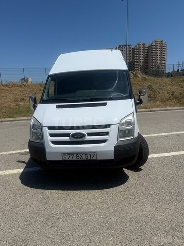 Ford Transit-1