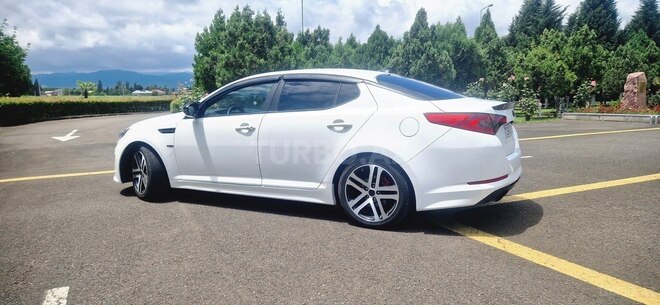 Kia Optima-5