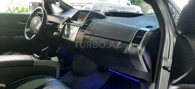 Toyota Prius-17
