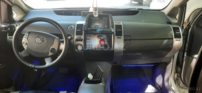 Toyota Prius-20