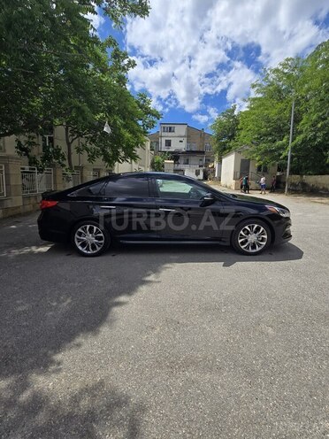 Hyundai Sonata-4