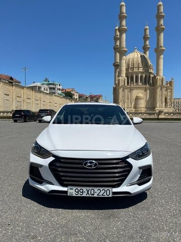 Hyundai Avante-2
