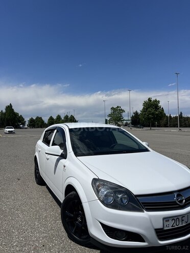 Opel Astra-3