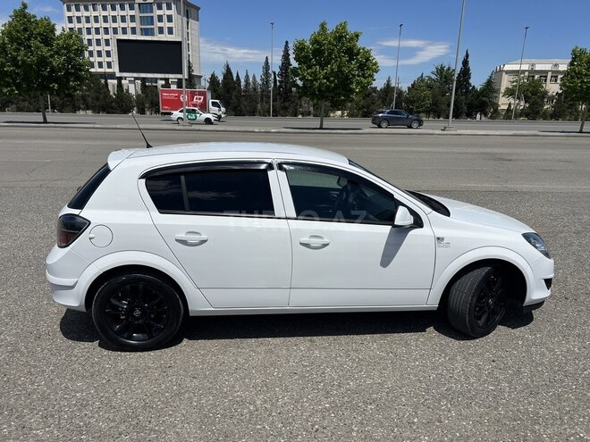 Opel Astra-7