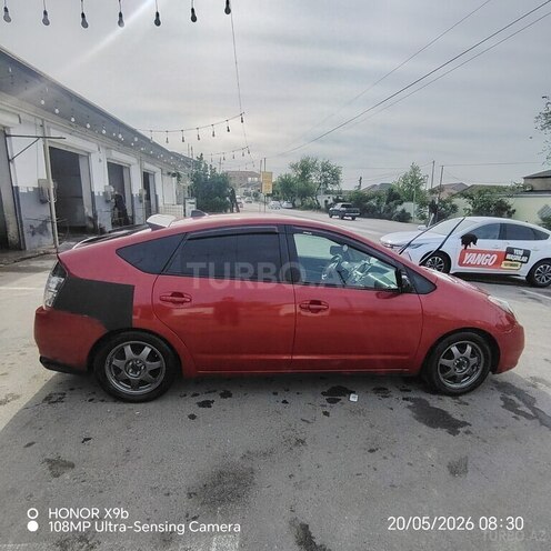 Toyota Prius-2