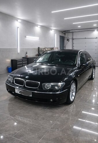 BMW 745-2