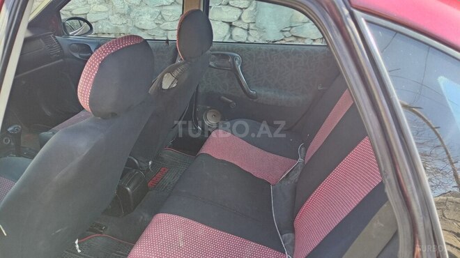 Opel Vectra-10