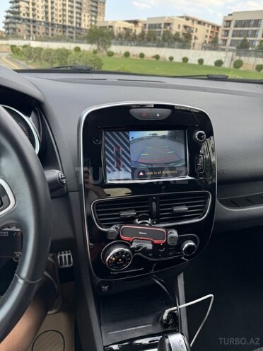 Renault Clio-5