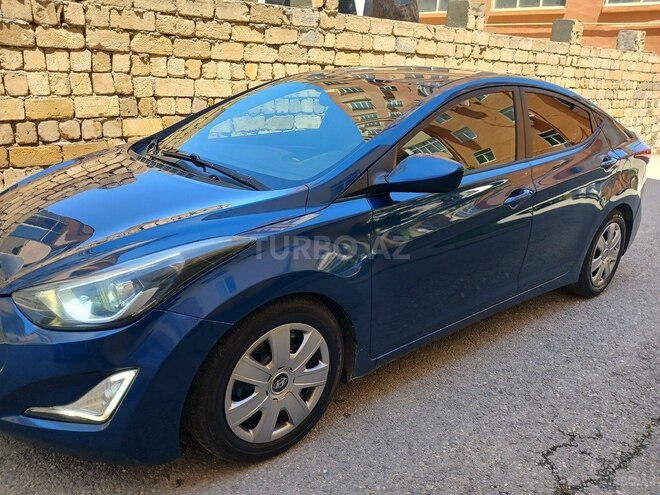 Hyundai Elantra-5