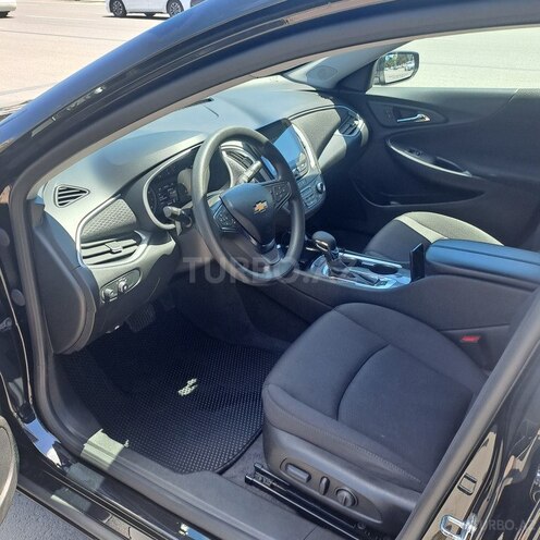 Chevrolet Malibu-10
