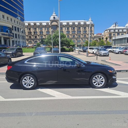 Chevrolet Malibu-12