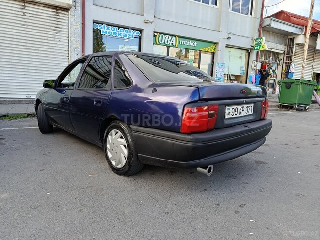 Opel Vectra-2