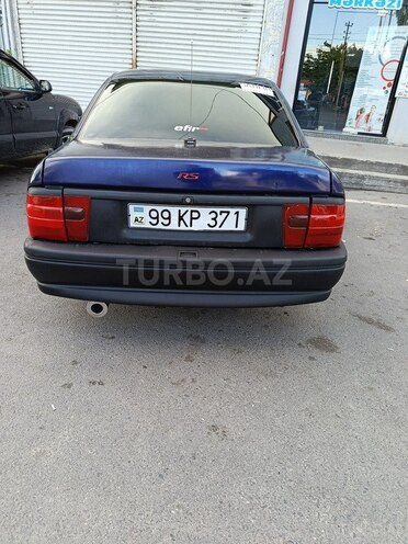 Opel Vectra-4