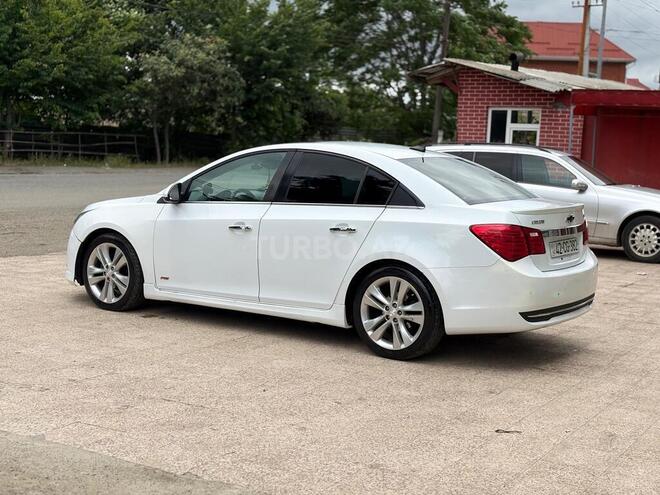 Chevrolet Cruze-2