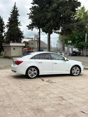 Chevrolet Cruze-5
