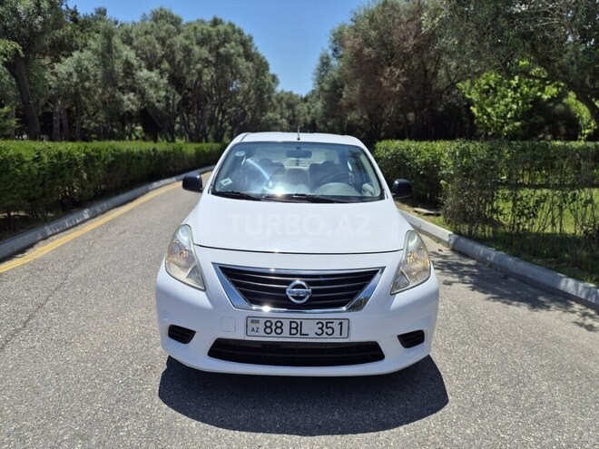 Nissan Sunny-1