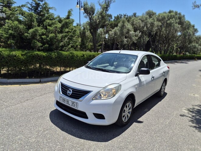 Nissan Sunny-4