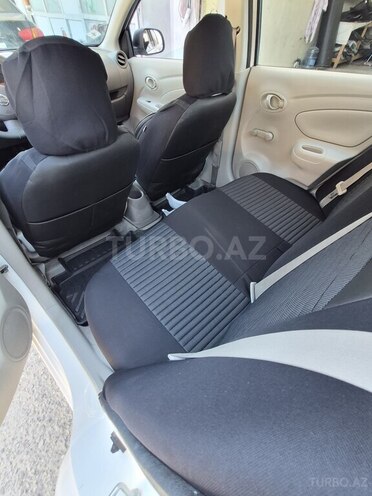 Nissan Sunny-14